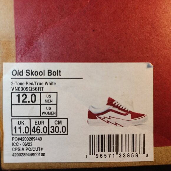 Vans Men's U.S. Size 12 Old Skool Bolt Red/White Classic Suede VN0009Q56RT Rare - Picture 5 of 12